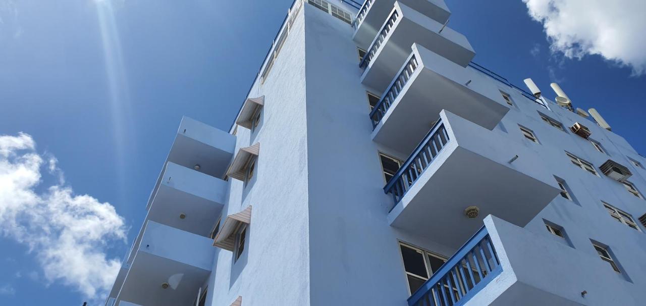 Hastings Towers 4D - Studio Apt Opp Beach Bridgetown Exterior photo
