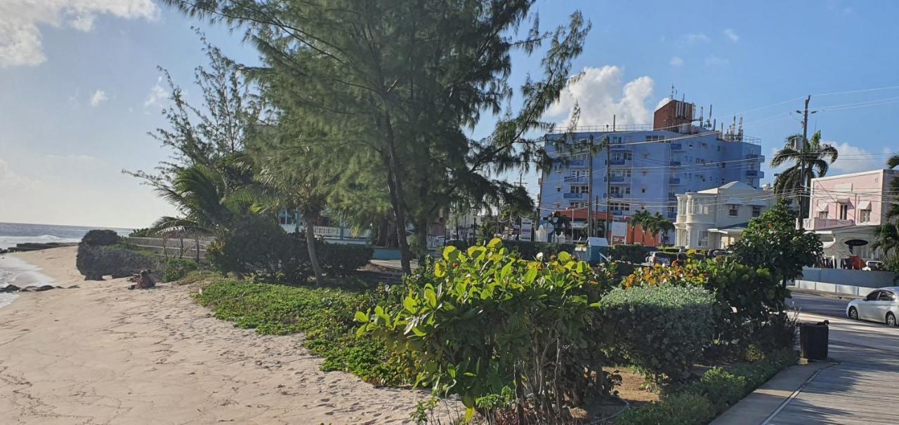 Hastings Towers 4D - Studio Apt Opp Beach Bridgetown Exterior photo